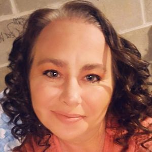 Meet your Posher, Bobbi